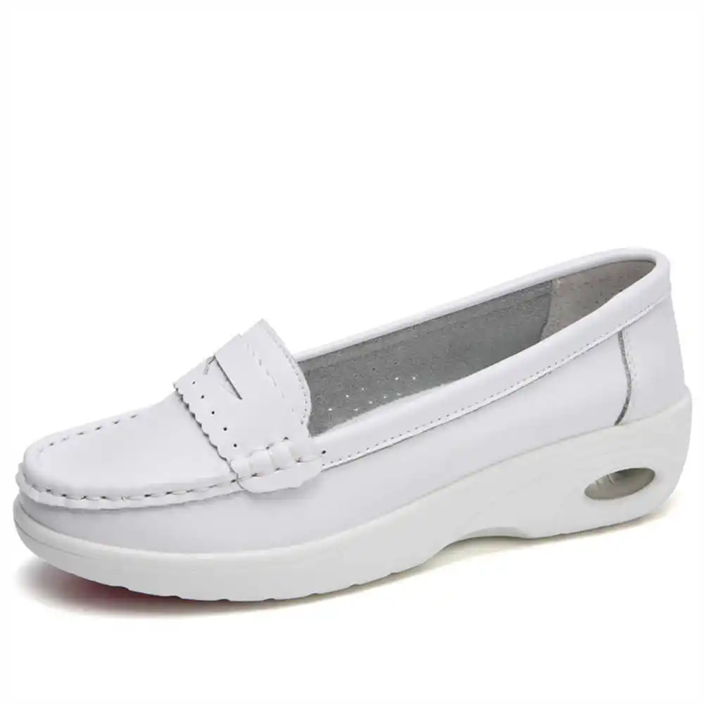 Thick Sole Slipon White Traine - Classic Tech Office Number 评论和价格